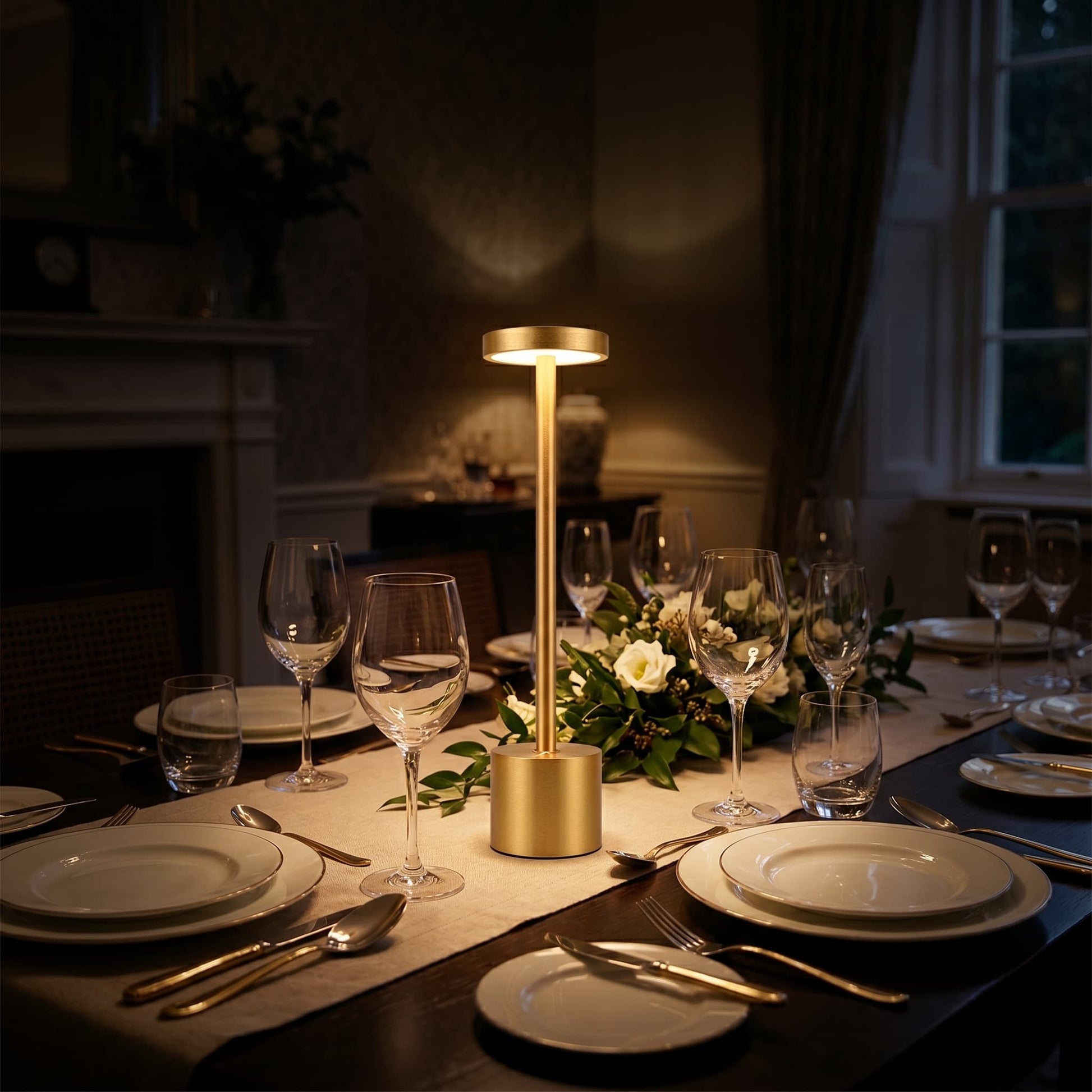 Aesthix Lume Halo portable lamp Luxurious Dinner table decor